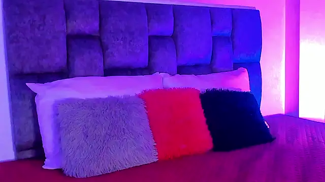 Madison Rosee online show from February 24, 11:33 am