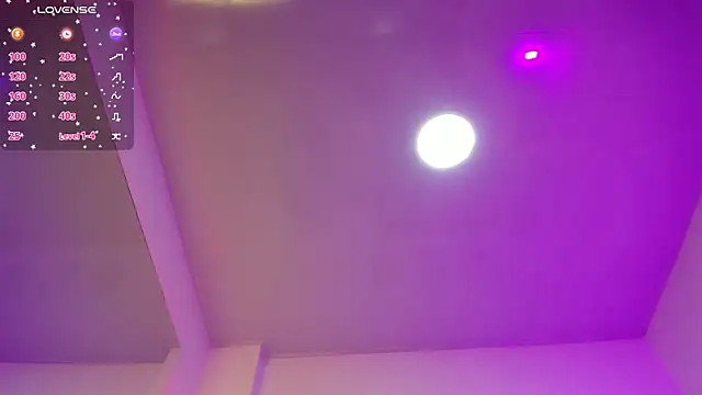 Madison Rosee online show from April 16, 12:44 am