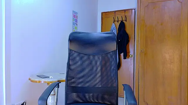 NICK MOSS  online show from March 30, 1:29 am