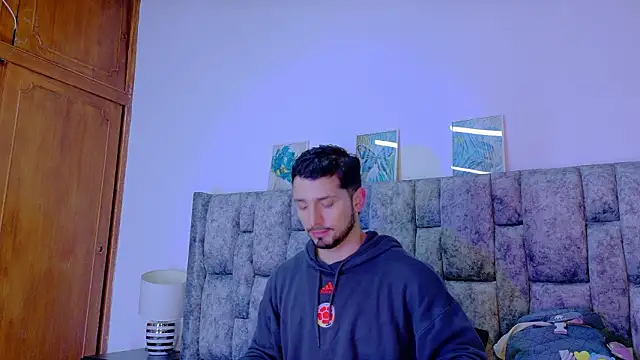 NICK MOSS  online show from February 27, 11:10 am