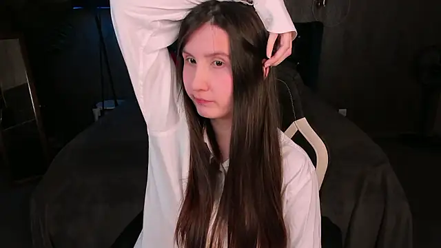 avrora shy  online show from February 10, 5:23 pm