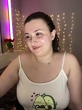 lipsi vikki online show from February 12, 7:24 pm