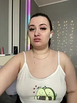 lipsi vikki online show from February 25, 7:41 am