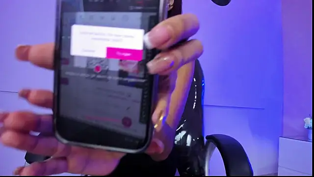 Emma Hearts online show from February 6, 3:57 am