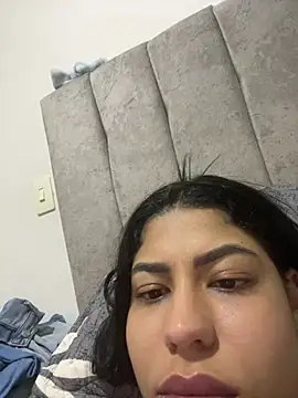 Snapshot of venezolana__caro chatting on February 28, 2:55 am venezolana caro online show from February 28, 2:55 am