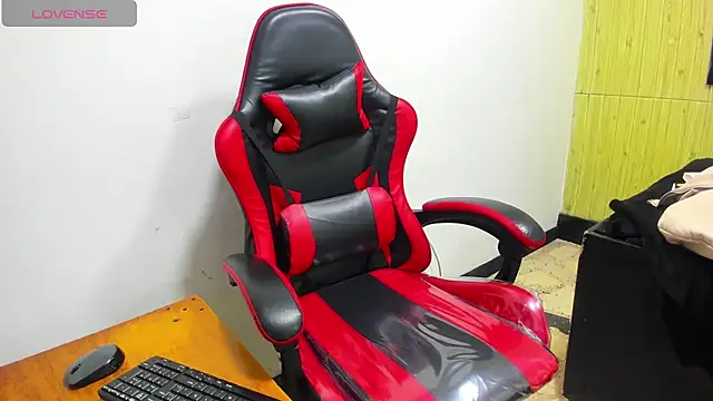 peachy hot online show from April 5, 4:41 am