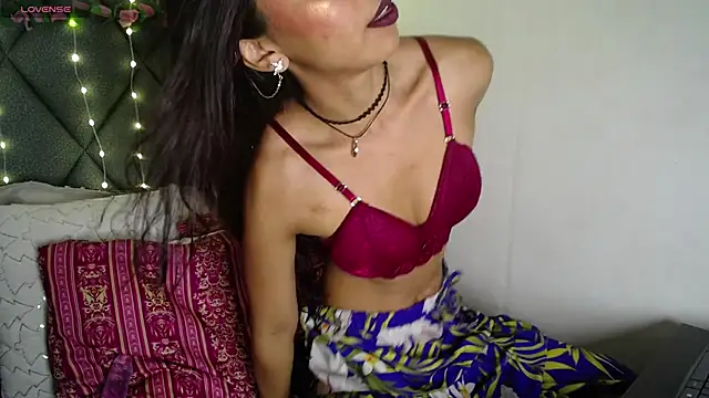 yuki saniya online show from February 25, 7:25 pm