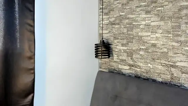 ASHLEY COLLINS1 online show from March 21, 1:15 pm