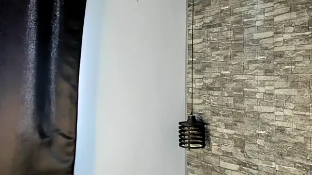 ASHLEY COLLINS1 online show from April 4, 1:39 pm