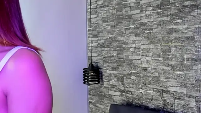 ASHLEY COLLINS1 online show from March 31, 6:32 pm