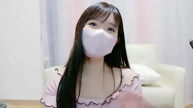 Sana 37  online show from April 24, 1:24 pm