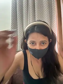 Snapshot of raavigirl chatting on July 1, 12:05 pm raavigirl online show from July 1, 12:05 pm