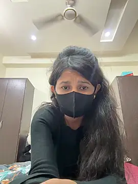 raavigirl online show from March 21, 6:01 pm