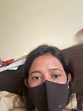 raavigirl online show from February 23, 4:36 am