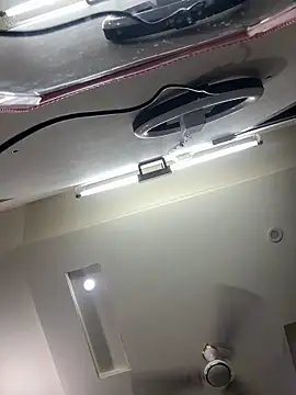 raavigirl online show from March 26, 2:04 pm