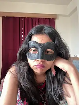 raavigirl online show from April 17, 5:43 am