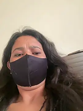 raavigirl online show from March 21, 2:46 am