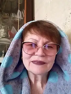 SophieBurns online show from March 19, 11:32 am