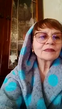 SophieBurns online show from March 20, 11:55 am