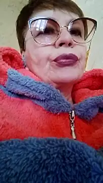 SophieBurns online show from March 4, 10:45 am