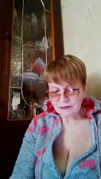 Snapshot of SophieBurns chatting on May 5, 9:12 am SophieBurns online show from May 5, 9:12 am