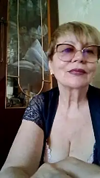 Snapshot of SophieBurns chatting on July 9, 10:48 am SophieBurns online show from July 9, 10:48 am