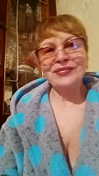Snapshot of SophieBurns chatting on April 29, 5:30 pm SophieBurns online show from April 29, 5:30 pm