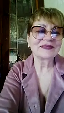 Snapshot of SophieBurns chatting on May 23, 9:19 am SophieBurns online show from May 23, 9:19 am