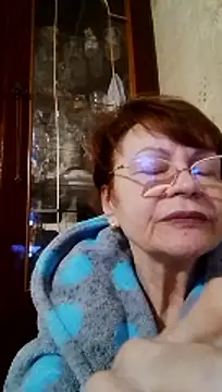 Snapshot of SophieBurns chatting on February 11, 2:28 pm SophieBurns online show from February 11, 2:28 pm