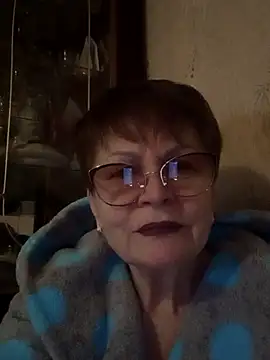 SophieBurns online show from March 16, 4:54 pm