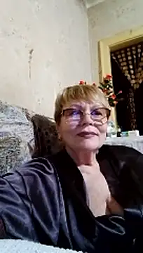Snapshot of SophieBurns chatting on June 24, 10:18 pm SophieBurns online show from June 24, 10:18 pm