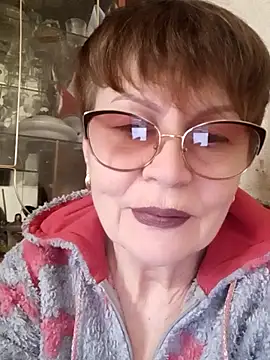 SophieBurns online show from March 24, 11:10 am