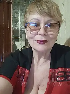 Snapshot of SophieBurns chatting on July 6, 5:15 pm SophieBurns online show from July 6, 5:15 pm