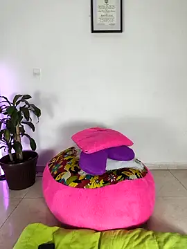 AnnieWestley online show from March 28, 1:56 pm