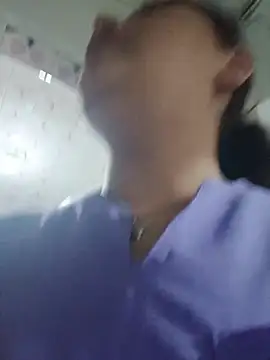 MajoArias online show from April 6, 4:30 pm