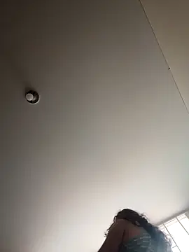 MajoArias online show from February 9, 7:45 pm