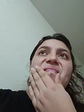 MajoArias online show from April 3, 4:19 am