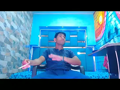 warmNoah online show from February 19, 3:14 am