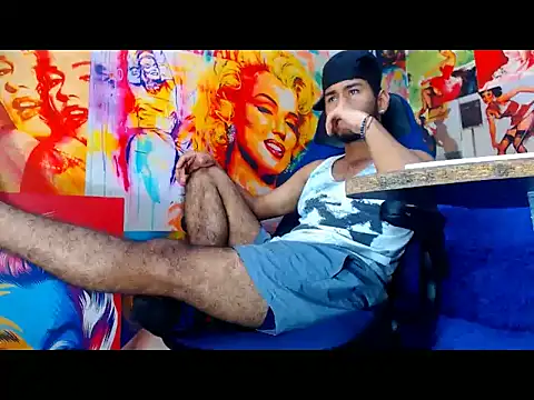 warmNoah online show from March 16, 7:49 pm