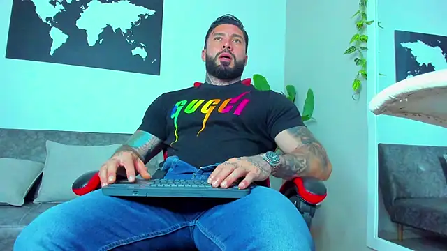 Alessrose online show from April 15, 9:04 pm