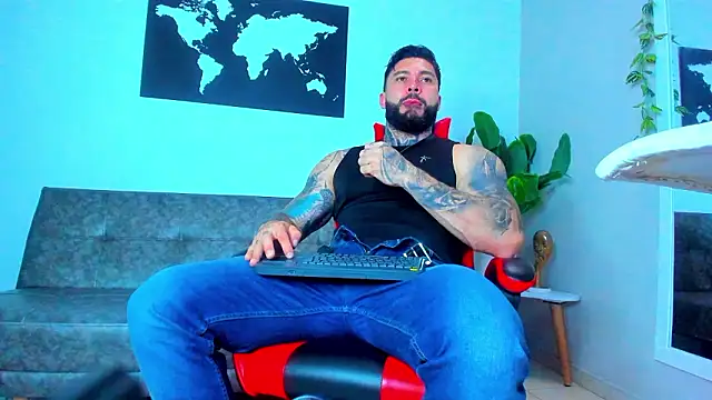 Alessrose online show from March 1, 7:25 pm