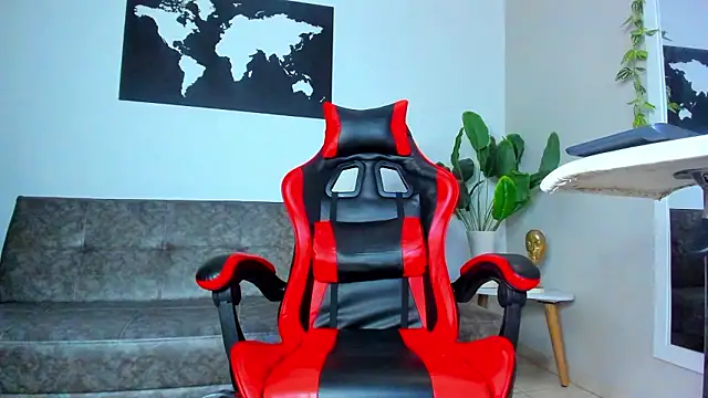 Alessrose online show from February 24, 7:37 pm