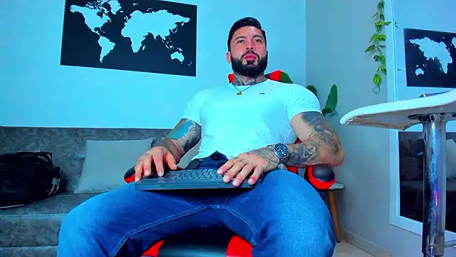 Alessrose online show from March 18, 7:59 pm