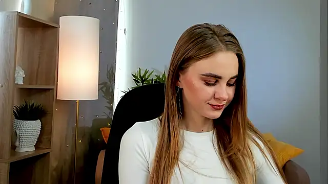 Erica Grace online show from March 11, 10:20 am