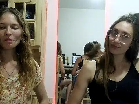 Serafina- online show from February 24, 11:05 pm