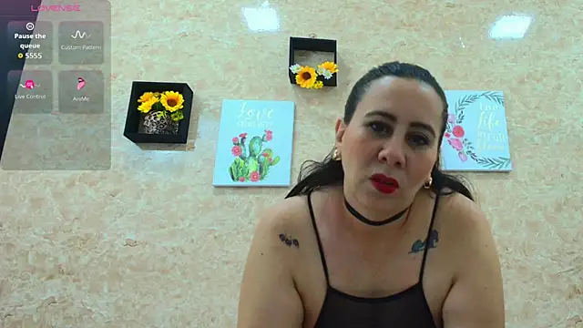 Sophie Tyler online show from March 11, 2:44 pm