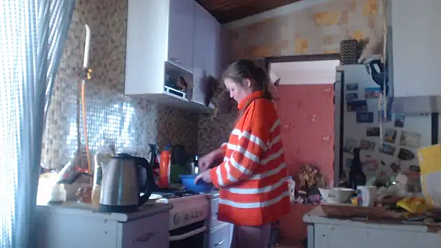 Snapshot of EliciaKush chatting on March 1, 8:25 am EliciaKush online show from March 1, 8:25 am