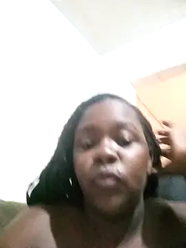 Snapshot of jhessycam5 chatting on February 7, 1:35 am jhessycam5 online show from February 7, 1:35 am