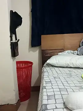 Snapshot of baby_22cm chatting on February 28, 1:49 am baby 22cm online show from February 28, 1:49 am