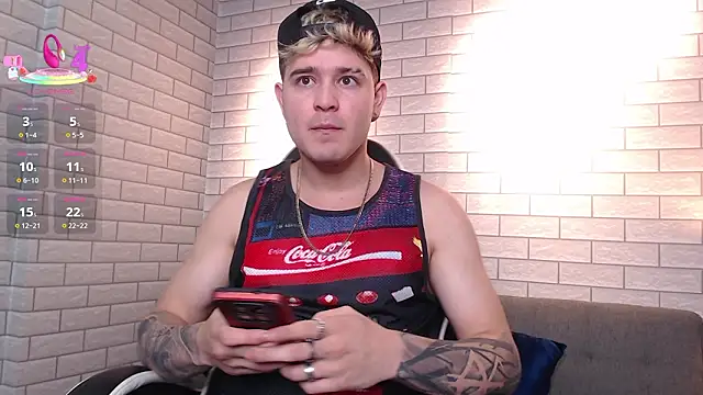 Snapshot of rayan_linxx chatting on February 9, 9:02 pm rayan linxx online show from February 9, 9:02 pm